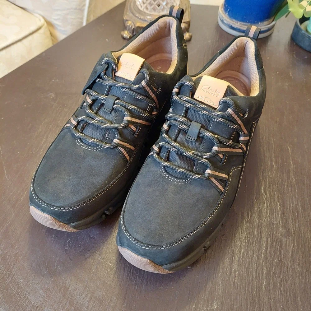 Clarks Originals Women's NatureX Tie WP Combi Nubuck Black Size 9.5M $145 NEW!